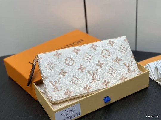 LOUIS WALLET-19.5*10.5*2.5cm Portefeuille VUITTON Zippy 0709
